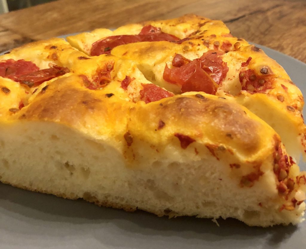 Focaccia ai pomodorini